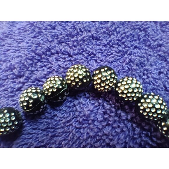 Black & Silver Beaded Necklace With Textured Round Beads & Lobster Clasp - Picture 3 of 3